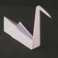 łabędź origami - krok 5.